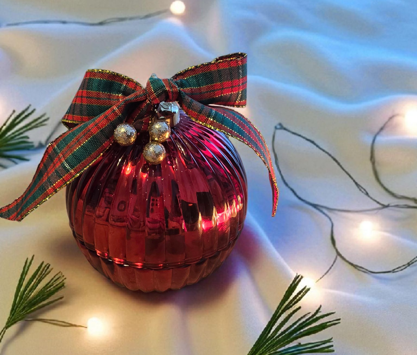 Red Glass 3 Wick Bauble Candle